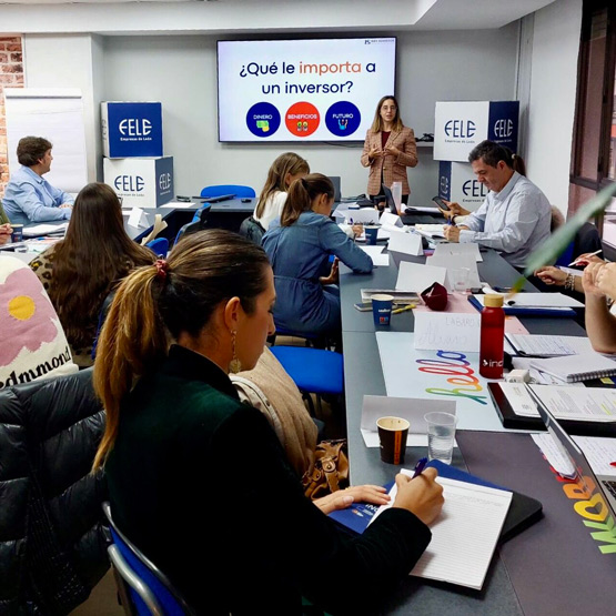 Comunicación comercial y satisfacción del cliente Comunicación comercial y satisfacción del cliente